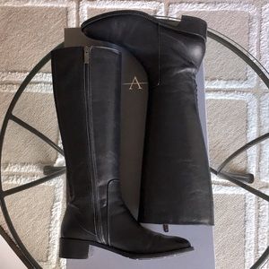 Aquatalia Olinda weatherproof leather riding boot black size 9. Made in Italy.